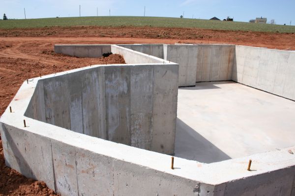 Cost of Exterior Foundation Service in Davenport
